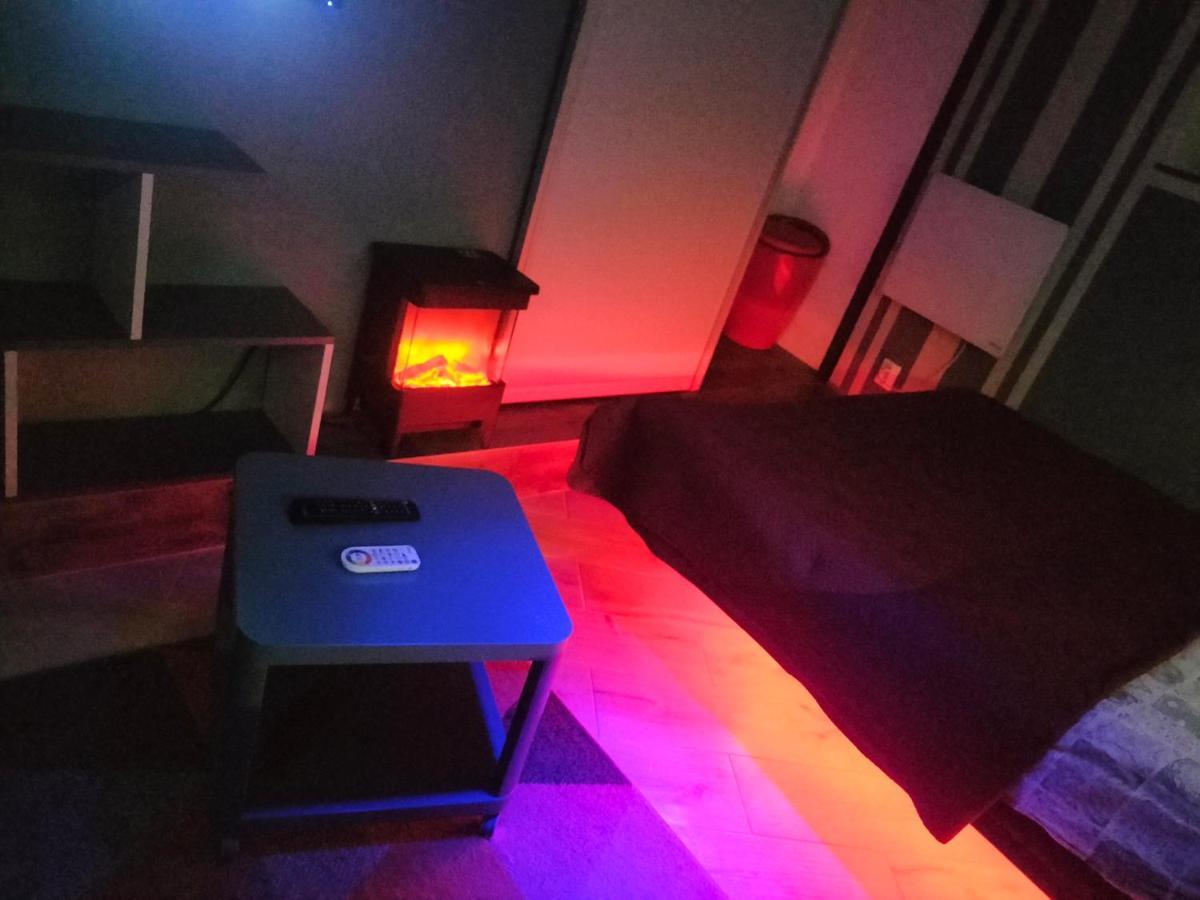 24H Gdynia Mini Apartamenty Na Kod Dostepu & Free Parking & No Keys Exterior foto