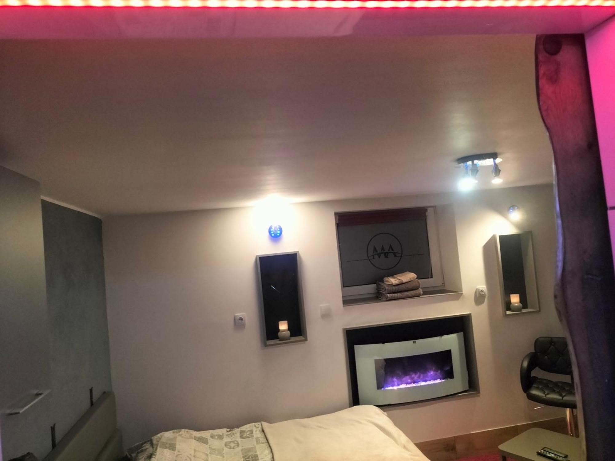 24H Gdynia Mini Apartamenty Na Kod Dostepu & Free Parking & No Keys Habitación foto
