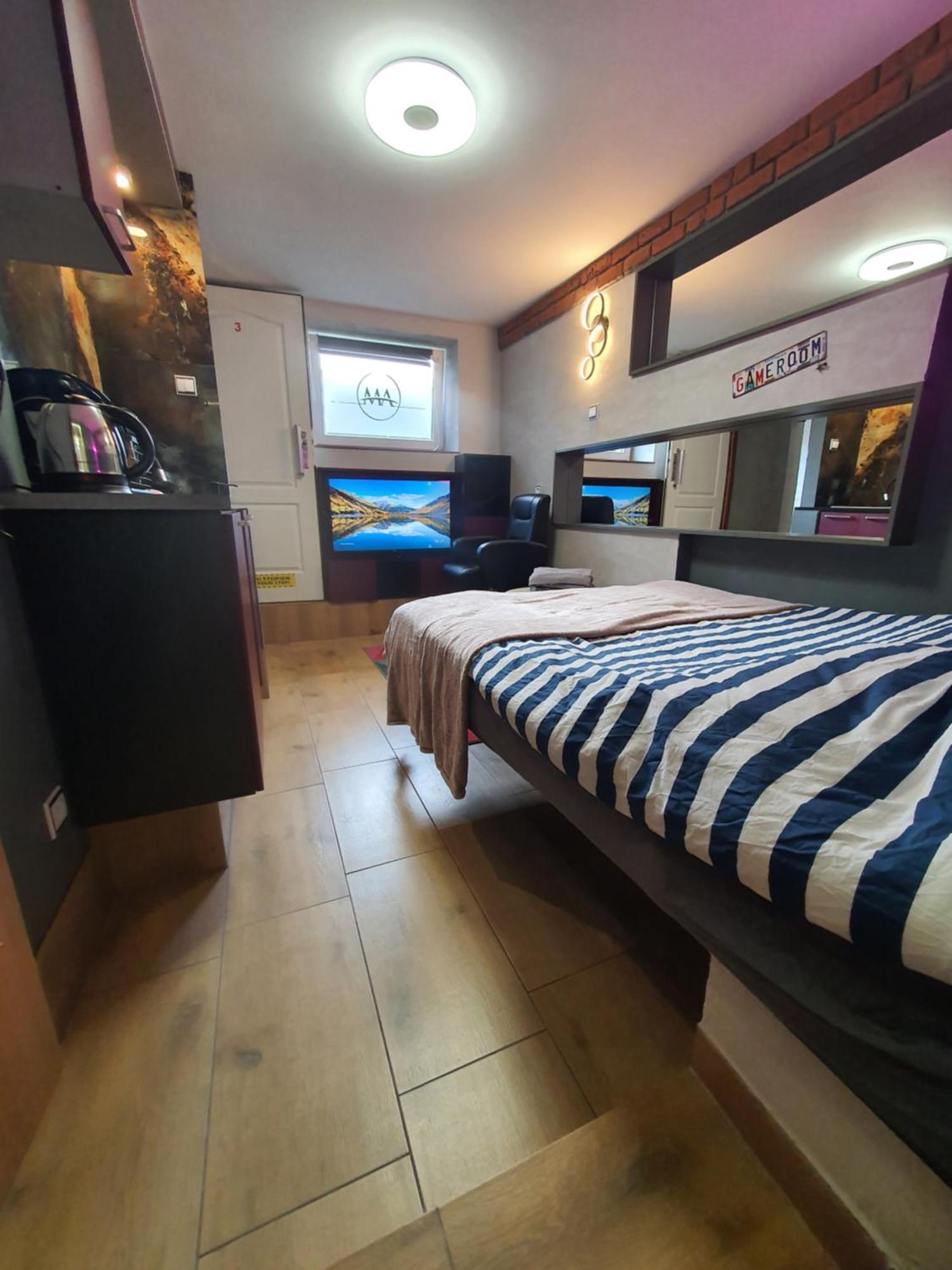 24H Gdynia Mini Apartamenty Na Kod Dostepu & Free Parking & No Keys Exterior foto